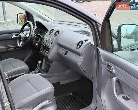 Серый Фольксваген Кадди, объемом двигателя 1.6 л и пробегом 267 тыс. км за 11700 $, фото 30 на Automoto.ua