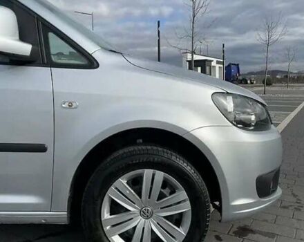 Серый Фольксваген Кадди, объемом двигателя 1.6 л и пробегом 317 тыс. км за 10800 $, фото 3 на Automoto.ua