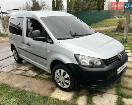 Серый Фольксваген Кадди, объемом двигателя 1.2 л и пробегом 241 тыс. км за 7100 $, фото 14 на Automoto.ua