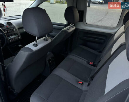 Сірий Фольксваген Кадді, об'ємом двигуна 2 л та пробігом 260 тис. км за 11900 $, фото 15 на Automoto.ua