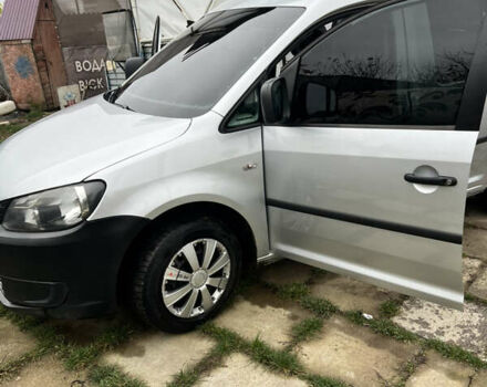 Серый Фольксваген Кадди, объемом двигателя 1.2 л и пробегом 241 тыс. км за 7100 $, фото 5 на Automoto.ua