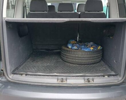 Сірий Фольксваген Кадді, об'ємом двигуна 2 л та пробігом 177 тис. км за 11300 $, фото 12 на Automoto.ua