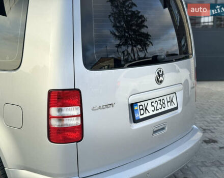 Сірий Фольксваген Кадді, об'ємом двигуна 1.6 л та пробігом 260 тис. км за 12800 $, фото 21 на Automoto.ua