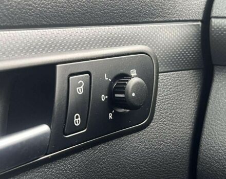 Сірий Фольксваген Кадді, об'ємом двигуна 1.6 л та пробігом 248 тис. км за 6950 $, фото 20 на Automoto.ua