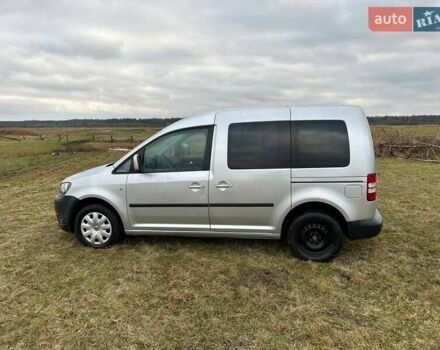 Серый Фольксваген Кадди, объемом двигателя 1.6 л и пробегом 174 тыс. км за 10450 $, фото 1 на Automoto.ua