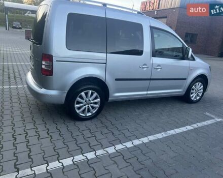 Серый Фольксваген Кадди, объемом двигателя 1.97 л и пробегом 240 тыс. км за 13500 $, фото 6 на Automoto.ua