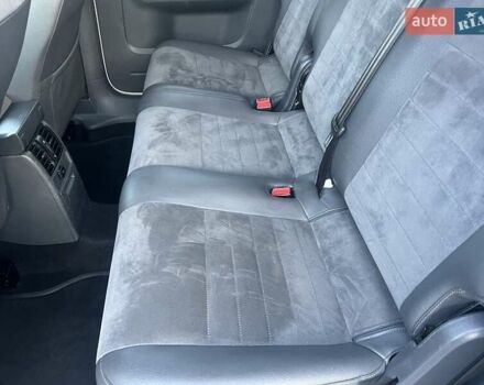 Серый Фольксваген Кадди, объемом двигателя 1.97 л и пробегом 240 тыс. км за 13500 $, фото 24 на Automoto.ua