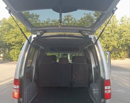 Сірий Фольксваген Кадді, об'ємом двигуна 1.6 л та пробігом 220 тис. км за 13700 $, фото 12 на Automoto.ua