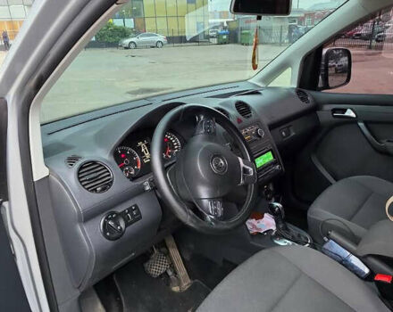 Сірий Фольксваген Кадді, об'ємом двигуна 1.6 л та пробігом 320 тис. км за 10000 $, фото 6 на Automoto.ua