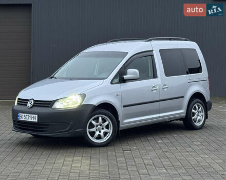 Серый Фольксваген Кадди, объемом двигателя 1.6 л и пробегом 172 тыс. км за 11000 $, фото 1 на Automoto.ua