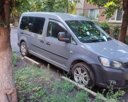 Сірий Фольксваген Кадді, об'ємом двигуна 2 л та пробігом 243 тис. км за 11500 $, фото 1 на Automoto.ua