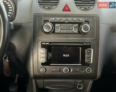 Сірий Фольксваген Кадді, об'ємом двигуна 1.6 л та пробігом 260 тис. км за 12850 $, фото 33 на Automoto.ua