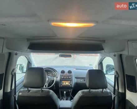 Серый Фольксваген Кадди, объемом двигателя 1.97 л и пробегом 240 тыс. км за 13500 $, фото 27 на Automoto.ua