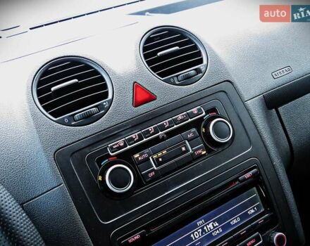 Серый Фольксваген Кадди, объемом двигателя 1.6 л и пробегом 209 тыс. км за 11700 $, фото 9 на Automoto.ua