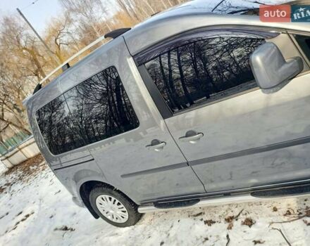 Серый Фольксваген Кадди, объемом двигателя 1.6 л и пробегом 125 тыс. км за 13500 $, фото 14 на Automoto.ua