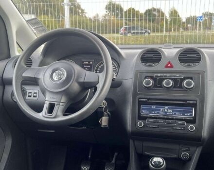 Сірий Фольксваген Кадді, об'ємом двигуна 1.6 л та пробігом 248 тис. км за 6950 $, фото 6 на Automoto.ua