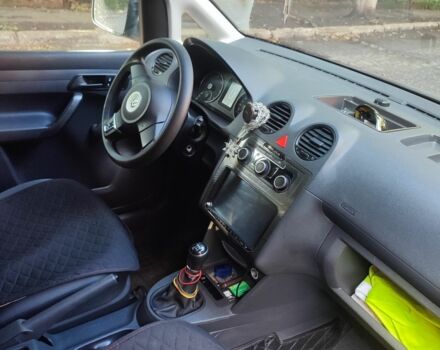 Сірий Фольксваген Кадді, об'ємом двигуна 2 л та пробігом 243 тис. км за 11500 $, фото 5 на Automoto.ua