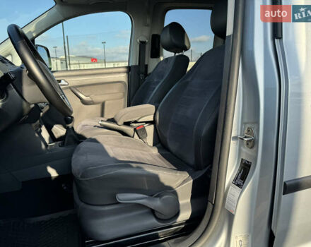 Серый Фольксваген Кадди, объемом двигателя 2 л и пробегом 263 тыс. км за 13850 $, фото 20 на Automoto.ua