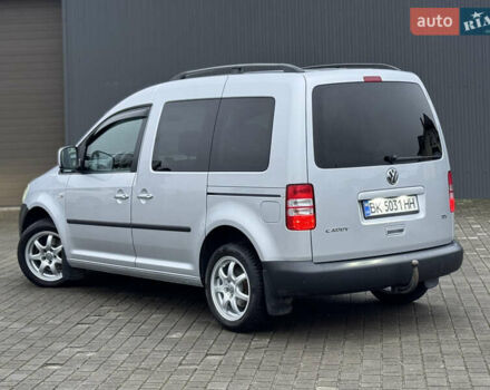 Серый Фольксваген Кадди, объемом двигателя 1.6 л и пробегом 172 тыс. км за 11000 $, фото 11 на Automoto.ua