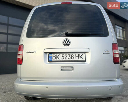 Сірий Фольксваген Кадді, об'ємом двигуна 1.6 л та пробігом 260 тис. км за 12800 $, фото 28 на Automoto.ua