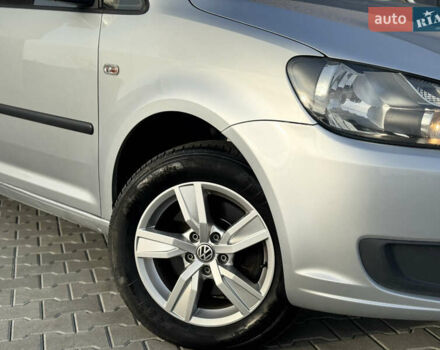 Сірий Фольксваген Кадді, об'ємом двигуна 1.6 л та пробігом 260 тис. км за 12850 $, фото 3 на Automoto.ua