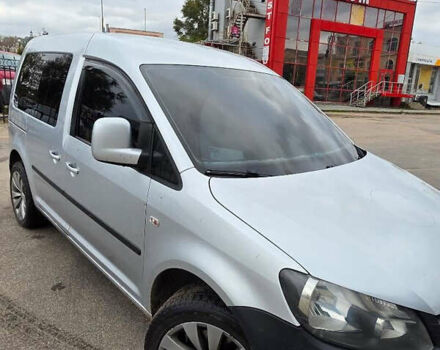 Сірий Фольксваген Кадді, об'ємом двигуна 1.6 л та пробігом 320 тис. км за 10000 $, фото 1 на Automoto.ua