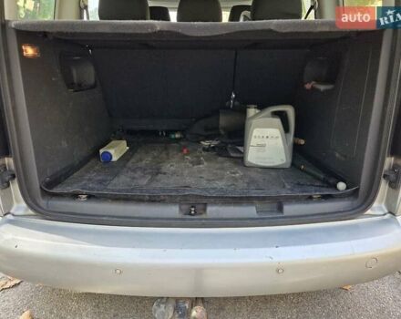 Сірий Фольксваген Кадді, об'ємом двигуна 2 л та пробігом 127 тис. км за 11708 $, фото 6 на Automoto.ua