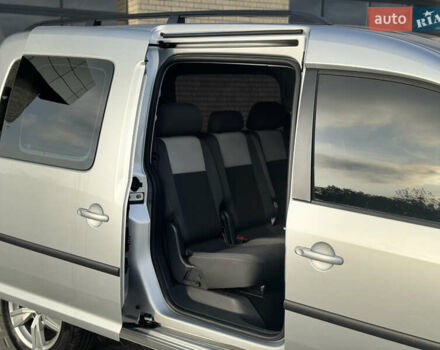 Сірий Фольксваген Кадді, об'ємом двигуна 1.6 л та пробігом 260 тис. км за 12850 $, фото 18 на Automoto.ua