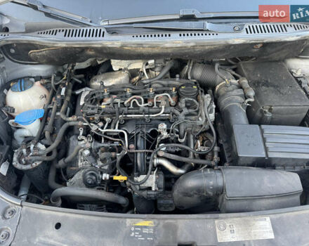 Серый Фольксваген Кадди, объемом двигателя 2 л и пробегом 251 тыс. км за 13200 $, фото 23 на Automoto.ua