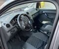 Серый Фольксваген Кадди, объемом двигателя 2 л и пробегом 280 тыс. км за 13000 $, фото 7 на Automoto.ua