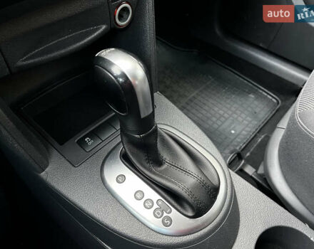 Сірий Фольксваген Кадді, об'ємом двигуна 1.6 л та пробігом 237 тис. км за 11999 $, фото 24 на Automoto.ua