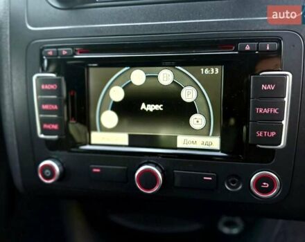 Серый Фольксваген Кадди, объемом двигателя 1.6 л и пробегом 248 тыс. км за 13700 $, фото 65 на Automoto.ua