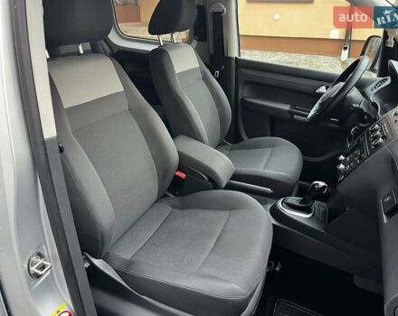 Сірий Фольксваген Кадді, об'ємом двигуна 1.6 л та пробігом 237 тис. км за 11999 $, фото 29 на Automoto.ua