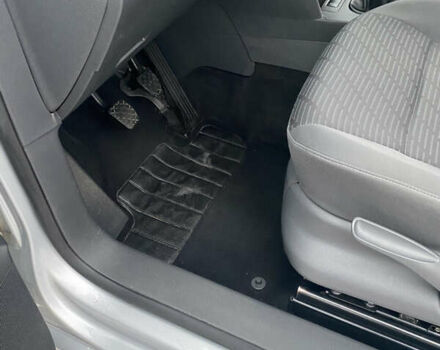 Серый Фольксваген Кадди, объемом двигателя 1.6 л и пробегом 296 тыс. км за 12300 $, фото 16 на Automoto.ua