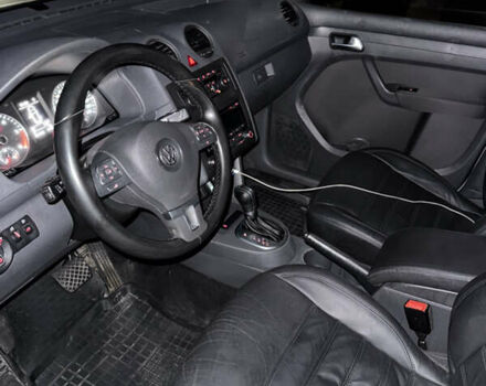 Фольксваген Кадди 2014 в Одессе на Automoto.ua Серый Фольксваген Кадди, объемом двигателя 2 л и пробегом 280 тыс. км за 11900 $, фото 10 на Automoto.ua