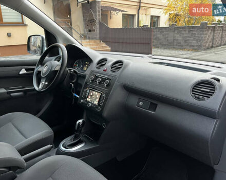 Сірий Фольксваген Кадді, об'ємом двигуна 1.6 л та пробігом 237 тис. км за 11999 $, фото 28 на Automoto.ua