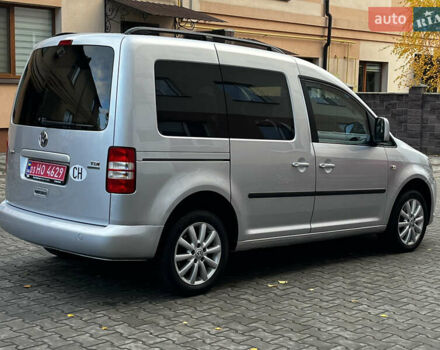 Сірий Фольксваген Кадді, об'ємом двигуна 1.6 л та пробігом 237 тис. км за 11999 $, фото 4 на Automoto.ua