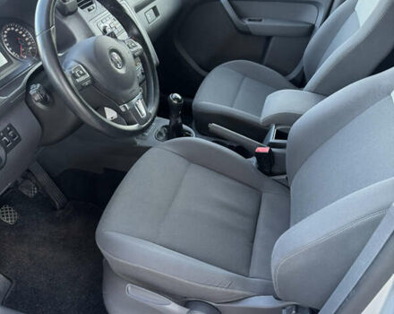 Фольксваген Кадди 2014 в Львове на Automoto.ua Серый Фольксваген Кадди, объемом двигателя 1.6 л и пробегом 190 тыс. км за 12100 $, фото 9 на Automoto.ua