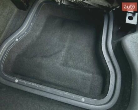 Серый Фольксваген Кадди, объемом двигателя 1.6 л и пробегом 248 тыс. км за 13700 $, фото 77 на Automoto.ua