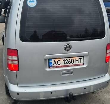 Серый Фольксваген Кадди, объемом двигателя 2 л и пробегом 300 тыс. км за 13500 $, фото 5 на Automoto.ua