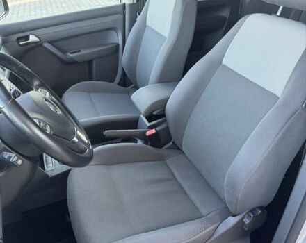 Серый Фольксваген Кадди, объемом двигателя 1.6 л и пробегом 191 тыс. км за 12200 $, фото 9 на Automoto.ua