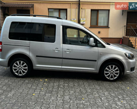 Сірий Фольксваген Кадді, об'ємом двигуна 1.6 л та пробігом 237 тис. км за 11999 $, фото 3 на Automoto.ua