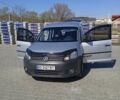 Серый Фольксваген Кадди, объемом двигателя 1.6 л и пробегом 180 тыс. км за 12900 $, фото 3 на Automoto.ua
