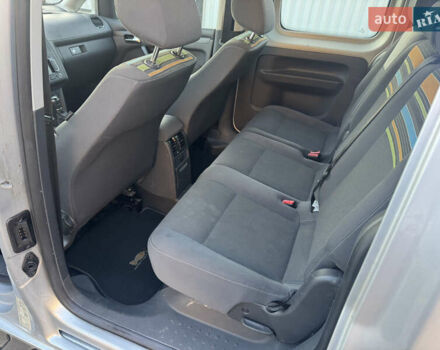 Серый Фольксваген Кадди, объемом двигателя 2 л и пробегом 251 тыс. км за 13200 $, фото 15 на Automoto.ua