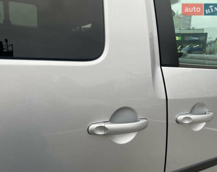 Серый Фольксваген Кадди, объемом двигателя 1.6 л и пробегом 296 тыс. км за 12300 $, фото 11 на Automoto.ua