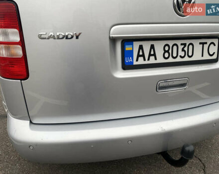 Серый Фольксваген Кадди, объемом двигателя 1.6 л и пробегом 296 тыс. км за 12300 $, фото 9 на Automoto.ua