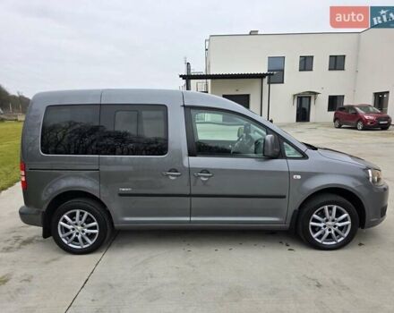 Серый Фольксваген Кадди, объемом двигателя 1.6 л и пробегом 205 тыс. км за 11200 $, фото 5 на Automoto.ua