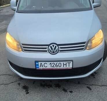 Серый Фольксваген Кадди, объемом двигателя 2 л и пробегом 300 тыс. км за 13500 $, фото 7 на Automoto.ua