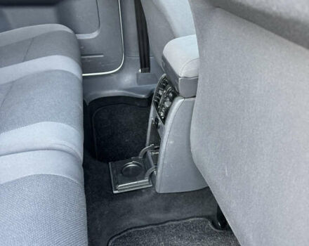 Серый Фольксваген Кадди, объемом двигателя 1.6 л и пробегом 191 тыс. км за 12200 $, фото 24 на Automoto.ua