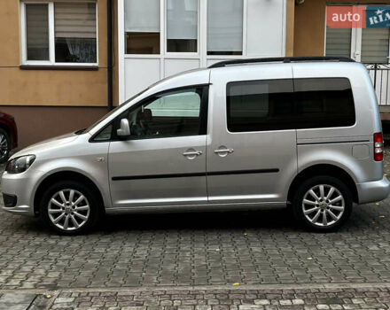 Сірий Фольксваген Кадді, об'ємом двигуна 1.6 л та пробігом 237 тис. км за 11999 $, фото 7 на Automoto.ua